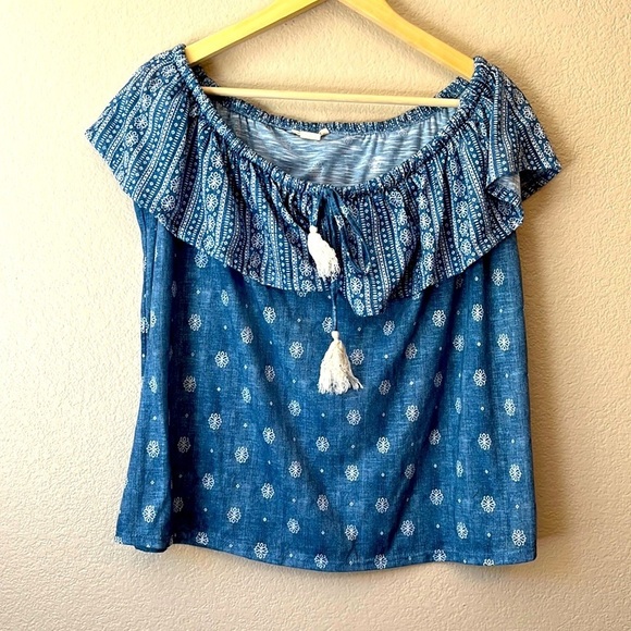 Tru Self Off the Shoulder Boho Blue & White Top sz Medium - Picture 2 of 11